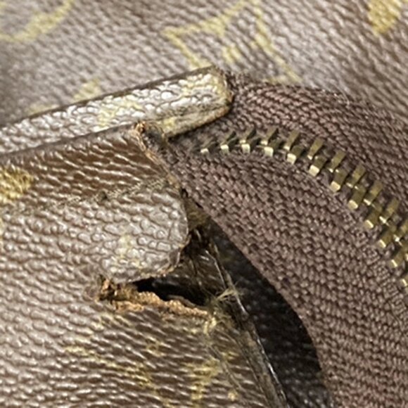 LOUIS VUITTON Poche Toilette 26 Clutch Pouch Bag Monogram Leather M47542 08EF414 - Picture 13 of 16